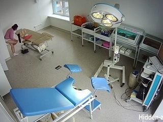 Covert camera in the gynecological office (4)